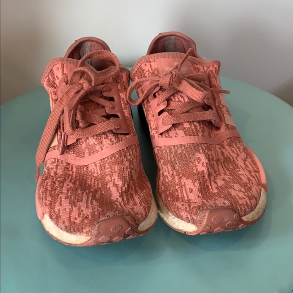 Adidas NMD in ash pink